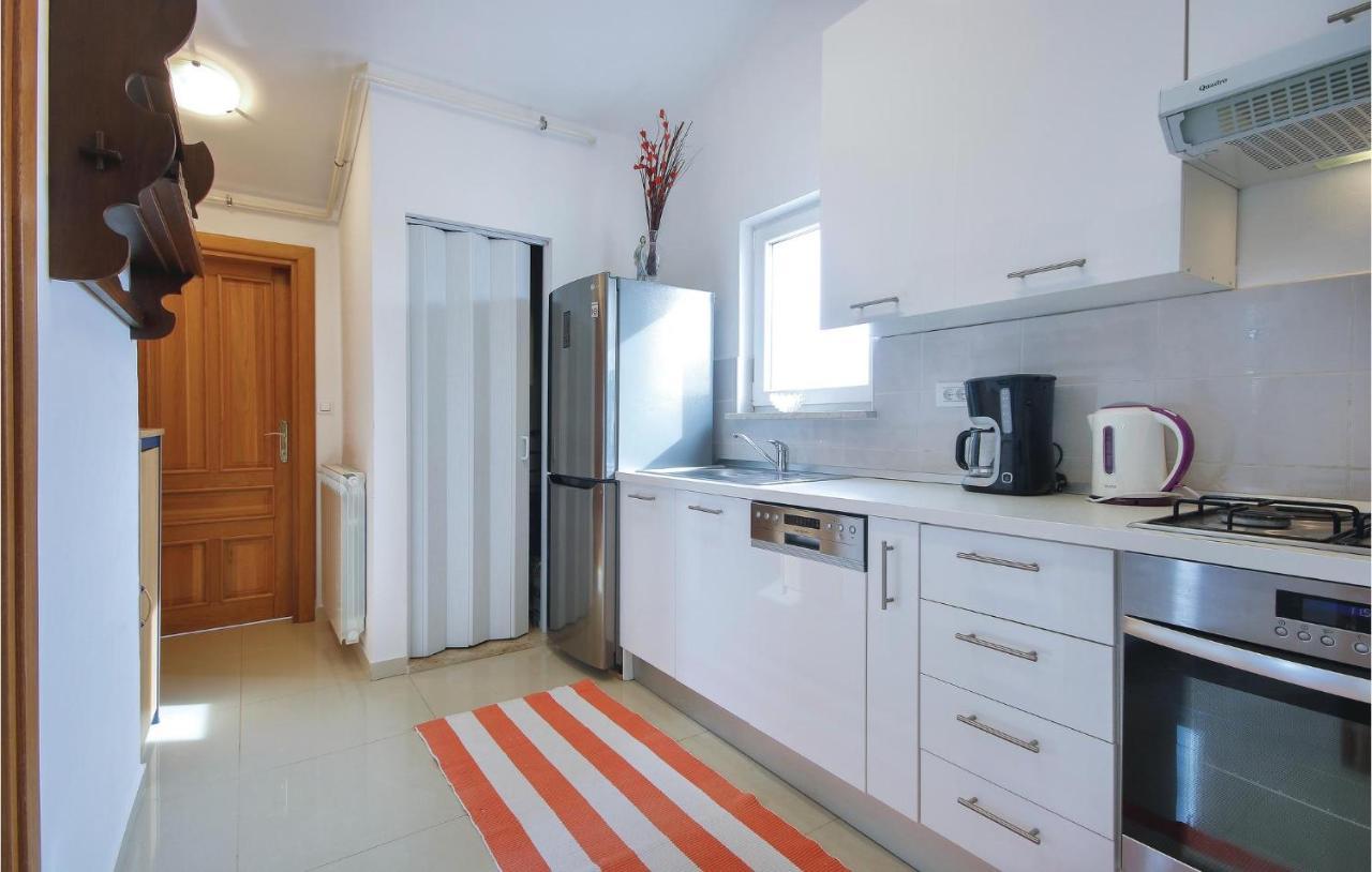 Cozy Apartment In Medulin With Kitchen Kültér fotó
