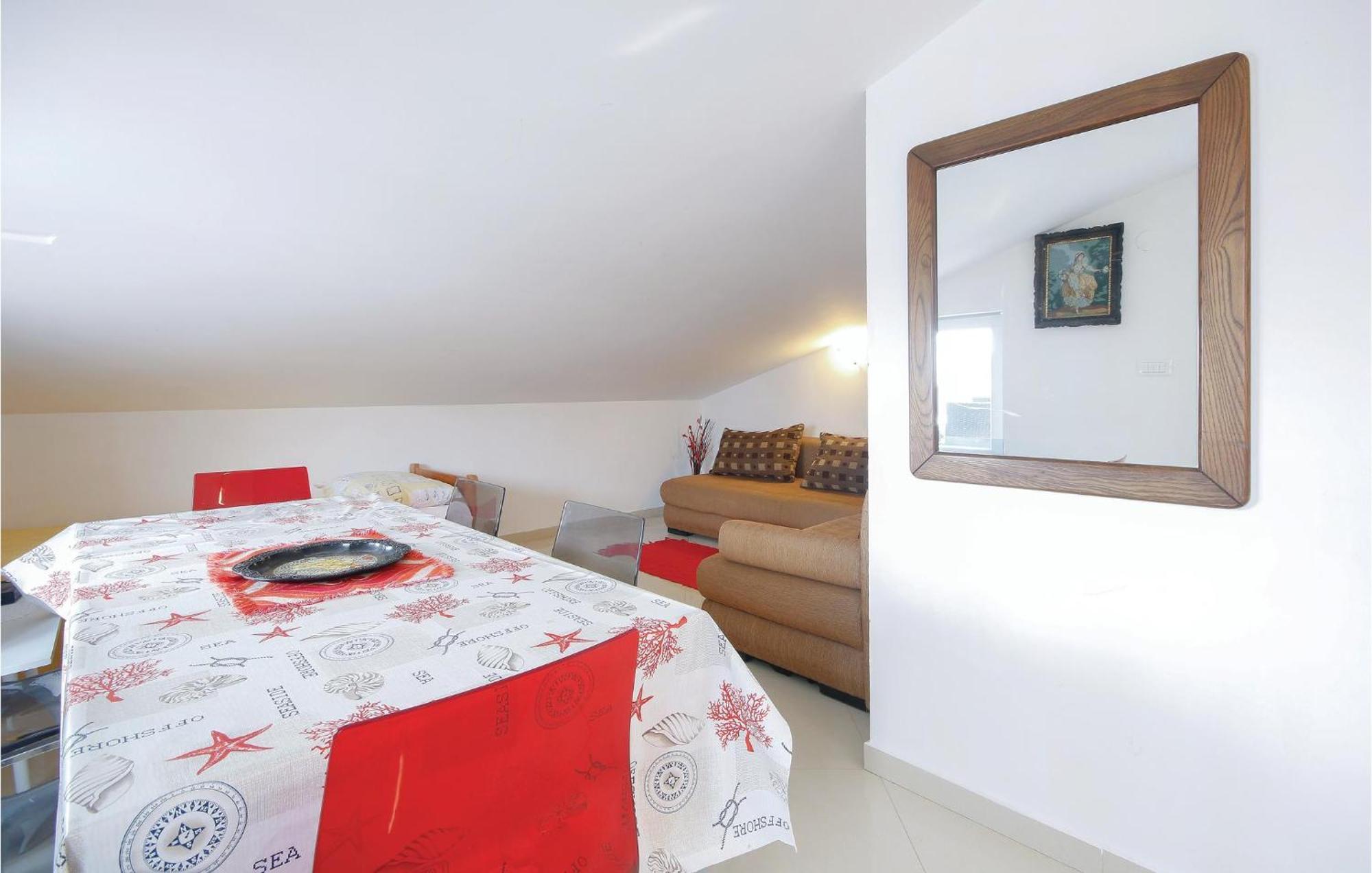 Cozy Apartment In Medulin With Kitchen Kültér fotó